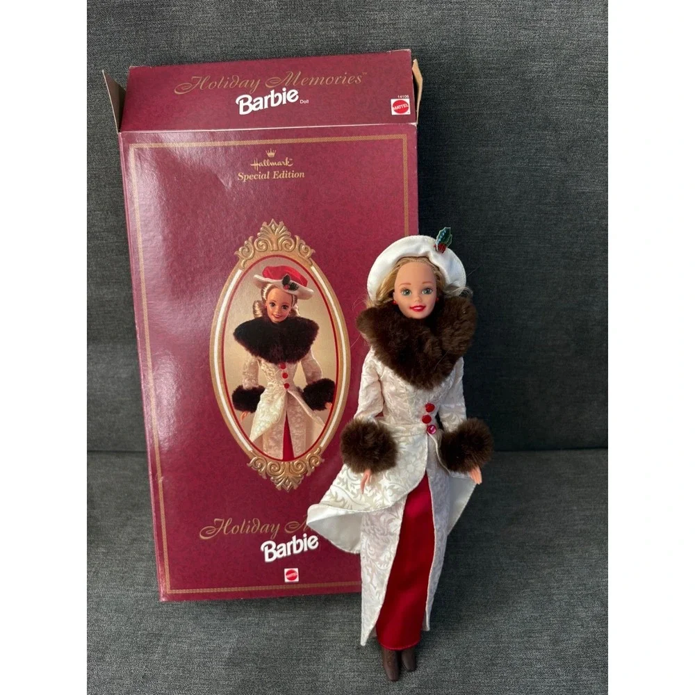 Hallmark Mattel Barbie Doll SPECIAL EDITION Holiday Memories ‎ 1995 open